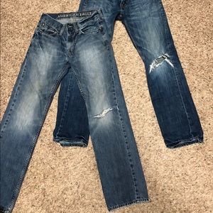 2 pairs of American Eagle 🦅 outfitters Jeans